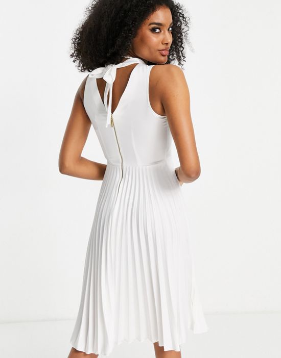 https://images.asos-media.com/products/closet-london-high-neck-pleated-midi-dress-in-ivory/202868336-2?$n_550w$&wid=550&fit=constrain