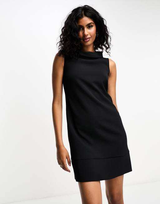 Closet London - Hoogsluitende mini jurk met A-lijn van scubastof in zwart