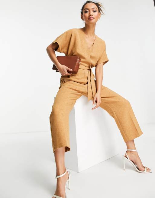 Closet London – Jumpsuit in Camel mit Wickelgürtel an der Taille, 3 von 4