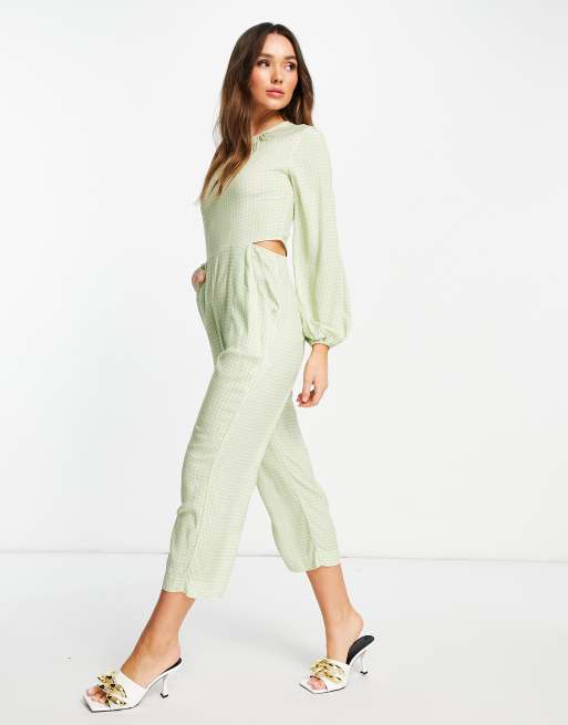 Closet London - Jumpsuit met aangerimpelde details, uitsnijdingen en zakken in saliegroene gingham ruit