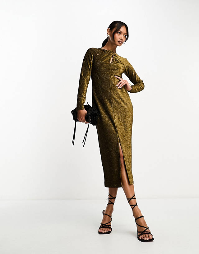 Closet London - long sleeve ruched metallic midi dress in gold