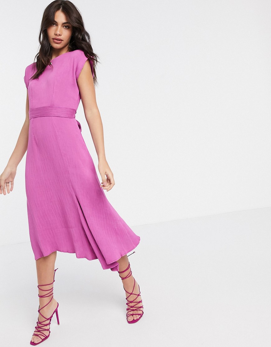 Closet London - Midi-jurk met kimonomouwen en asymmetrische zoom in roze-Paars