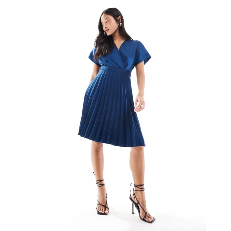 Closet London Petite wrap front pleated midi skater dress in navy ASOS