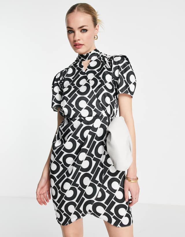 Closet London pleated wrap dress in mono print