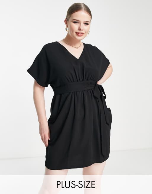 Closet London Plus – Gerafftes Mini-Tulpenkleid in Schwarz
