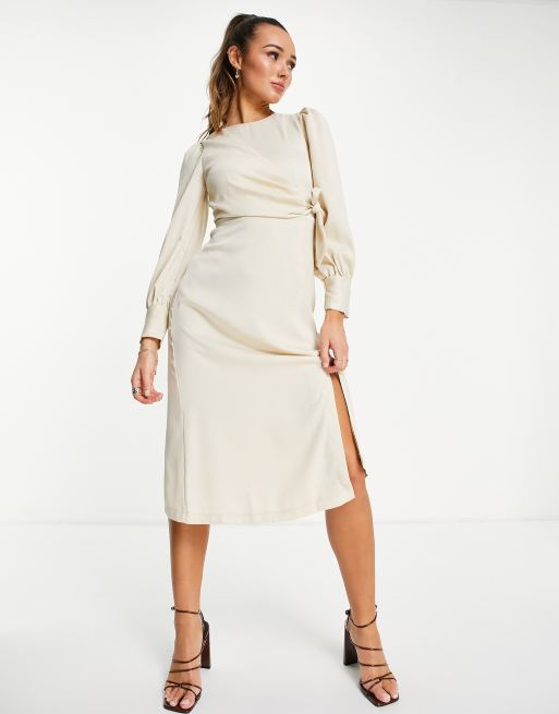 Closet London – Sukienka midi w kolorze kawy z mlekiem z rozcięciem