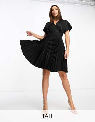 wrap front pleated midi skater dress in black