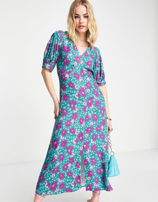 Closet London v neck midi dess in blue with purple floral rose print