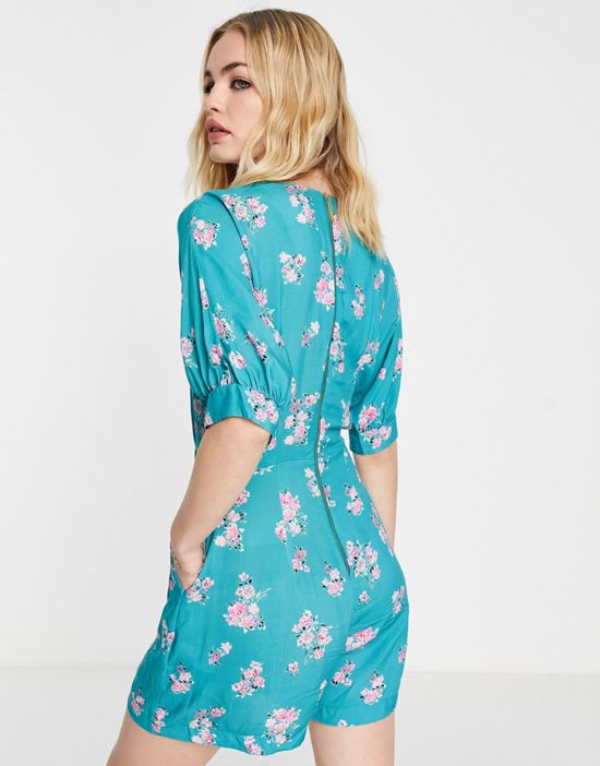 https://images.asos-media.com/products/closet-london-wrap-romper-in-green-print/203094822-2?$n_550w$&wid=550&fit=constrain