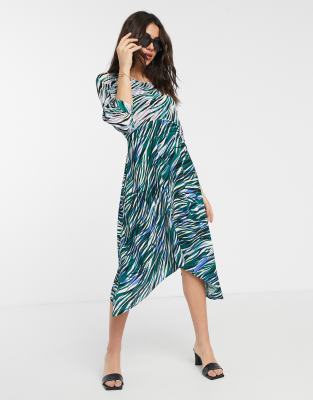 Closet wrap midi dress with puff sleeves in mixed print