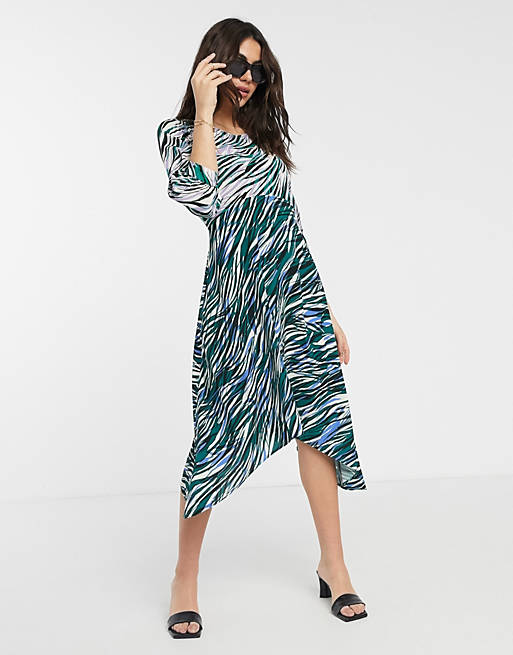 Closet wrap midi dress with puff sleve in mixed print