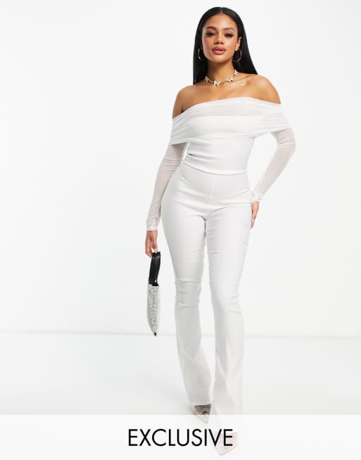 Club L London - Bardot-jumpsuit van mesh met flares in wit