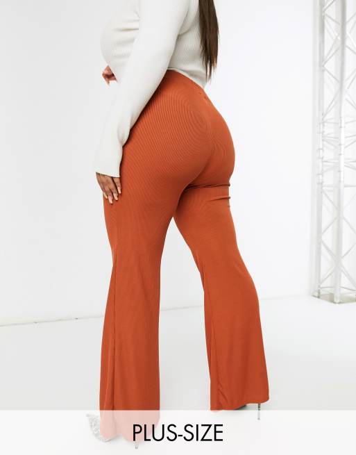 Club L London Plus - Pantaloni ruggine con fondo ampio in coordinato