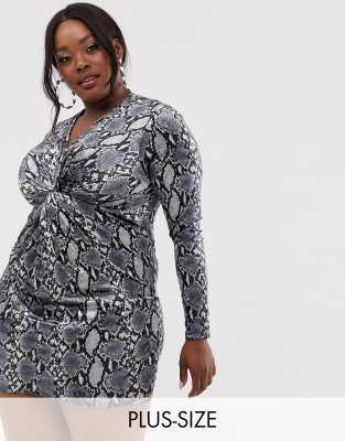club l twist front long sleeve velvet dress