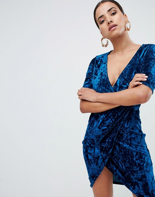 Clothes & Dreams: Why you will love these NYE dresses: the velvet