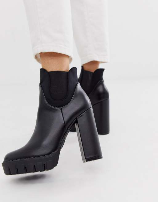 wren block heeled boot
