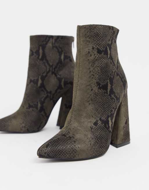 wren block heeled boot