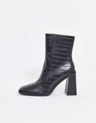wide fit block heel boots