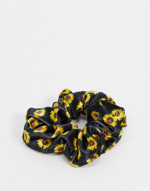 Coconut Lane velvet scrunchie in sunflower print