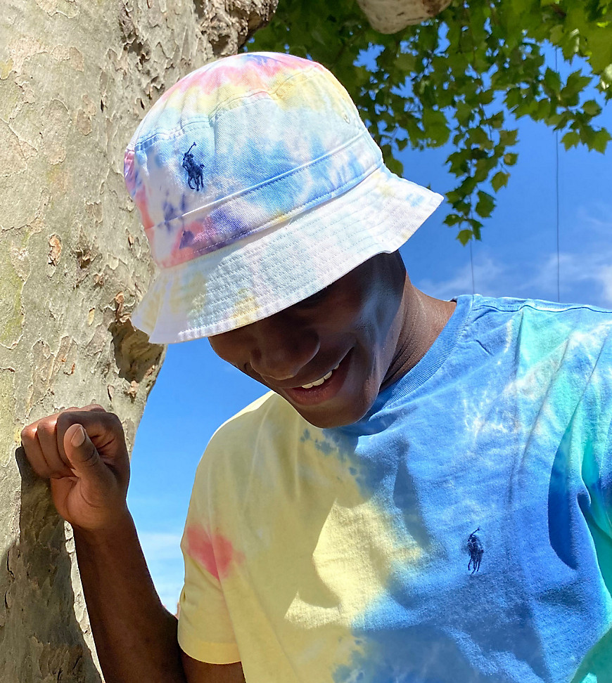 Collaborazione esclusiva Polo Ralph Lauren x ASOS - Cappello da pescatore tie-dye con logo-Multicolore