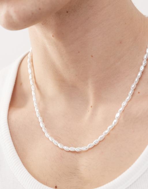Collar blanco de perlas irregulares de Faded Future