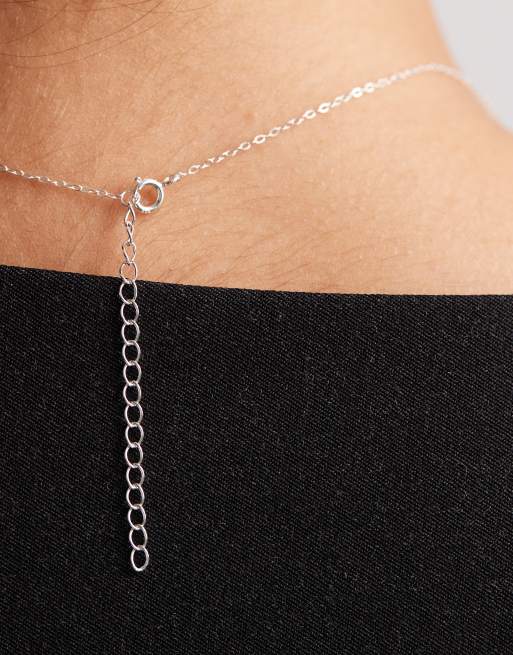 Collar con colgante de trébol de plata de ley 925 de Accessorize, 2 de 3