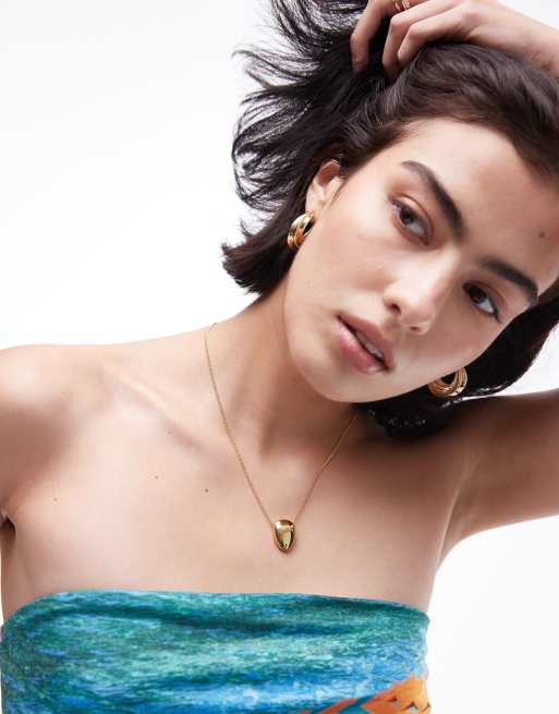 Collar con colgante efecto fundido chapado en oro de 14 quilates Neva de Topshop
