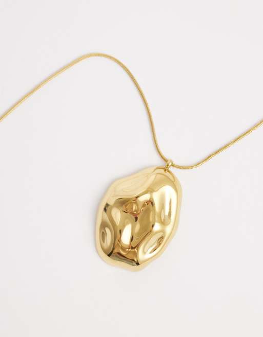 Collar con colgante efecto fundido de acero inoxidable chapado en oro de 18 quilates de Lost Souls, 3 de 4