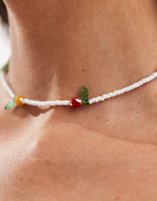 Collar con diseño de frutas de cuentas y perlas sintéticas de ASOS DESIGN, 2 de 4