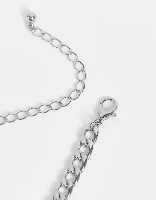 Collar corto plateado con piedras verdes de Reclaimed Vintage Inspired, 4 de 4