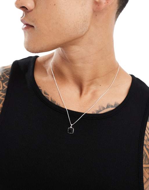Collar de plata de ley con colgante negro de ASOS DESIGN, 2 de 4