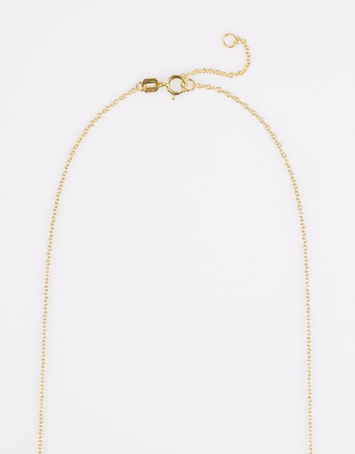 Collar dorado con colgante de cruz engastada de plata de ley chapada en oro de Lovisa , 3 de 3