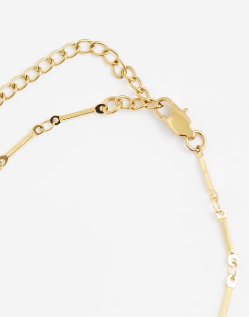 Collar dorado con colgante de pez de acero inoxidable resistente al agua de ASOS DESIGN Curve, 4 de 4