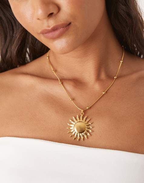 Collar dorado con colgante de sol de acero inoxidable resistente al agua de ASOS DESIGN - view 1