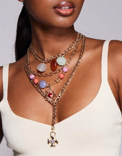 Collar dorado de varias hileras con charms de cruces y piedras de estilo boho de 8 Other Reasons - view 1