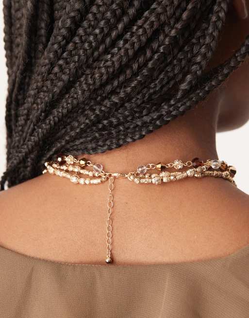Collar dorado de varias hileras con colgante grande de corazón repujado y cuentas marrones de ASOS DESIGN, 3 de 3