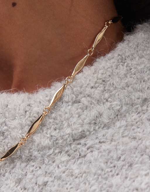 Collar dorado fino Noelle de Topshop, 2 de 3