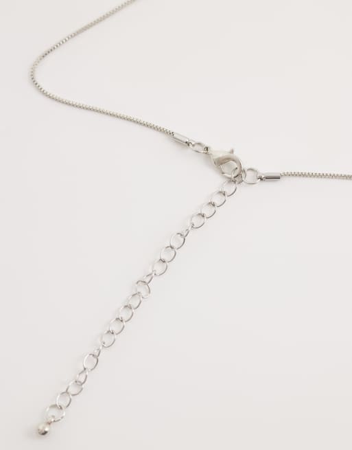 Collar plateado con colgante abierto efecto fundido de DesignB London, 3 de 4