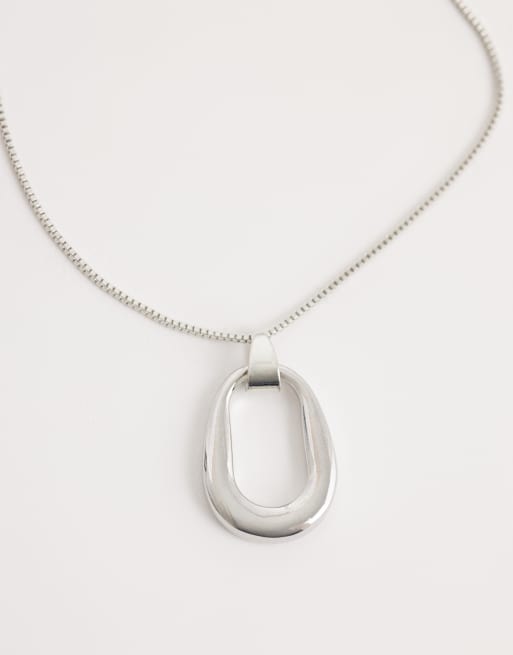 Collar plateado con colgante abierto efecto fundido de DesignB London, 4 de 4