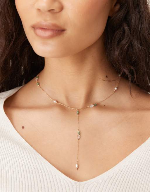 Collar tipo reata chapado en oro de 14 quilates con piedras de aventurina de la colección Z de Accessorize