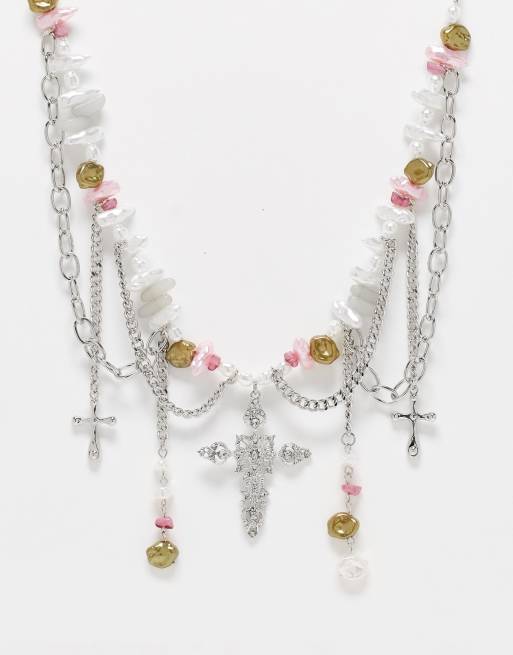 Collar unisex con diseño grunge y charms de fragmentos de coral y cruces de Reclaimed Vintage