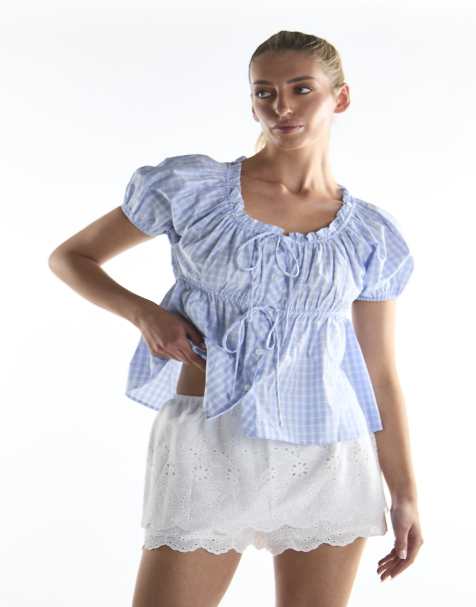 Collective The Label Broderie skort in white - view 1