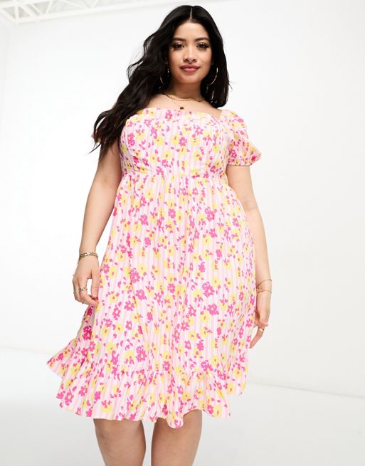 Collective the Label Curve – Różowa kaskadowa sukienka midi w drobny kwiatowy wzór