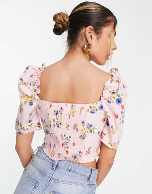 puff sleeve floral crop top