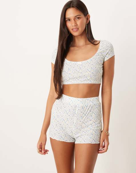 Collective The Label Round neck crop top in blue dainty ditsy - view 1