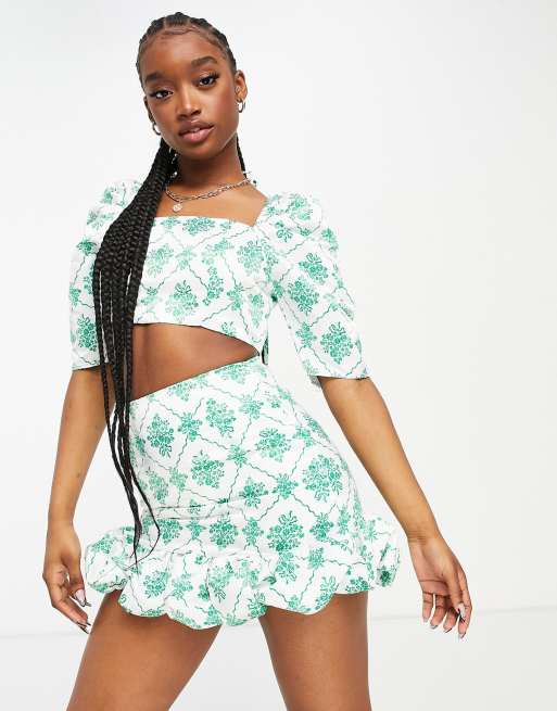 Collective The Label - Top met pofmouwen en vierkante halslijn in groene juwelenprint, deel van co-ord set