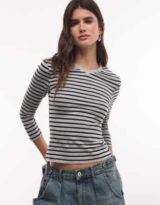 Collusion 3/4 Length Sleeve V-neck Fitted Top In Multi
