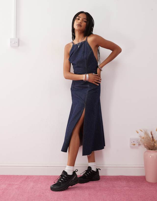 90s denim dress style COLLUSION open back midi in rinse wash Color:As Photo（Sky Blue） it is perfect for HolidayDressing25 Buy XS 70s Boho