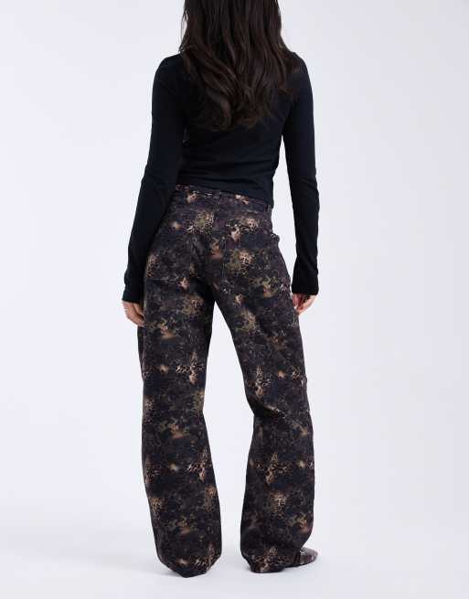 COLLUSION – Antifit-Jeans mit floralem Military-Muster, 3 von 5