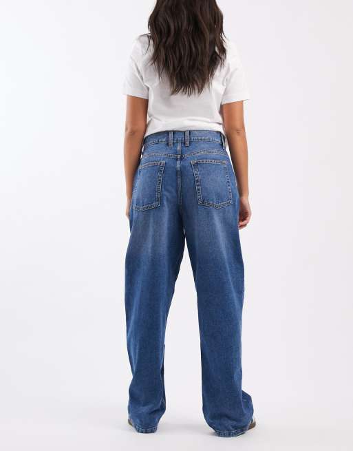 COLLUSION antifit mid rise jeans in mid blue